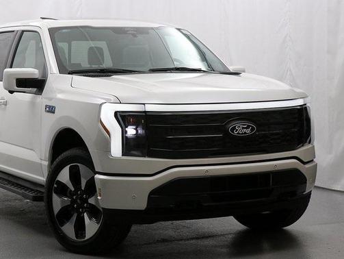 2025 Ford F-150 Lightning Platinum