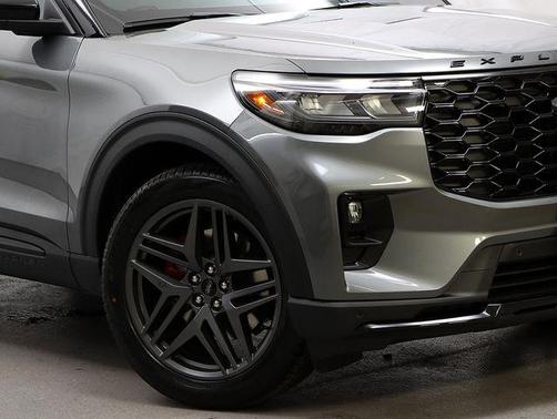 Carbonized Gray Metallic 2026 Ford Explorer ST