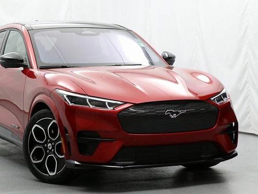2021 Ford Mustang Mach-E GT