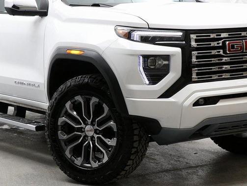 2023 GMC Canyon Denali