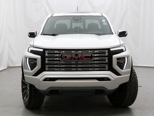2023 GMC Canyon Denali