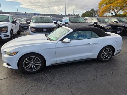 2017 Ford Mustang EcoBoost Premium