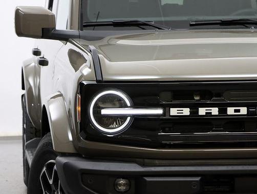 Gray 2026 Ford Bronco Outer Banks