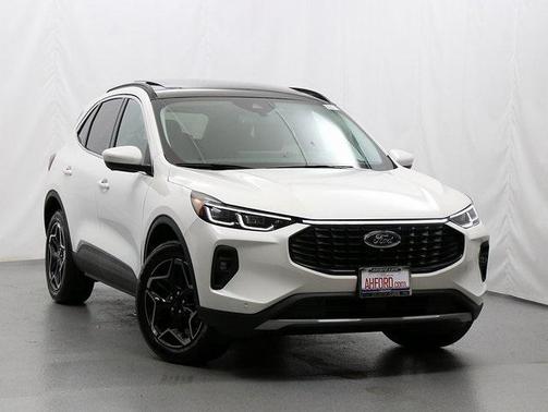2026 Ford Escape Platinum