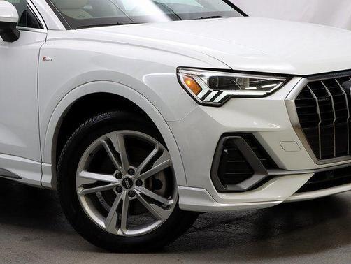 2022 Audi Q3 45 S line Premium Plus