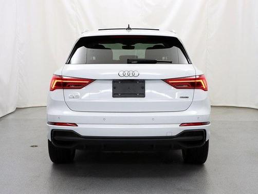 2022 Audi Q3 45 S line Premium Plus