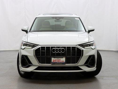 2022 Audi Q3 45 S line Premium Plus