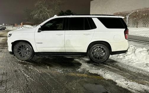 2023 Chevrolet Tahoe 4WD RST