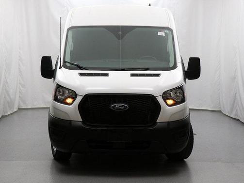 2022 Ford Transit-250 Base