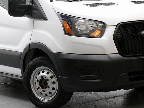 2022 Ford Transit-250 Base