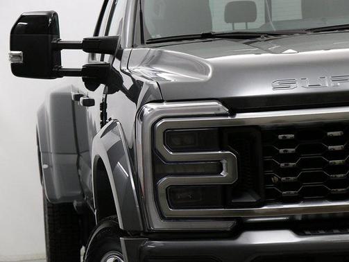 2026 Ford F-450 Platinum