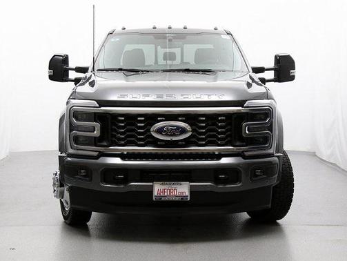 2026 Ford F-450 Platinum