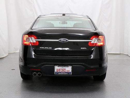 2011 Ford Taurus SEL