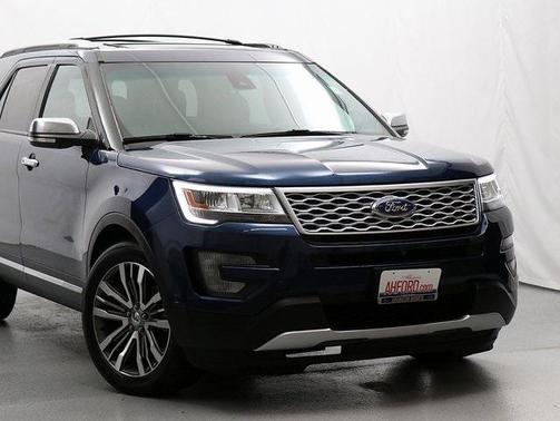 2017 Ford Explorer Platinum