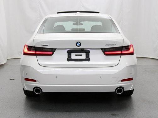 2023 BMW 330 xDrive