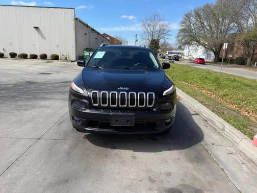 Black 2015 Jeep Cherokee Latitude