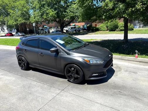 2017 Ford Focus ST