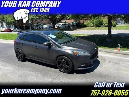 2017 Ford Focus ST