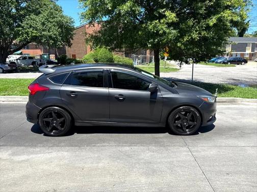 2017 Ford Focus ST