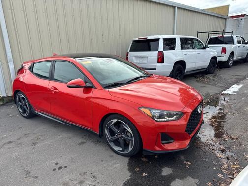 2020 Hyundai Veloster Base