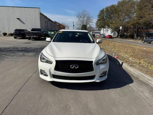 2017 INFINITI Q50 Base