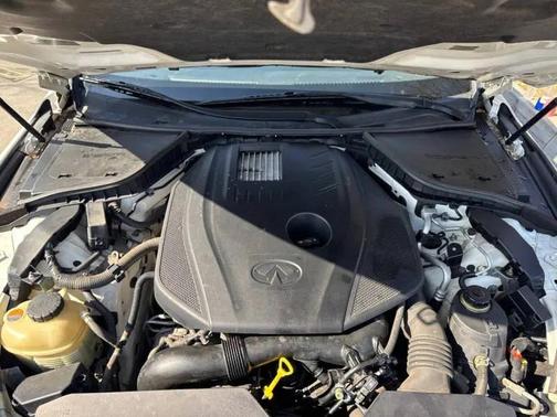 2017 INFINITI Q50 Base