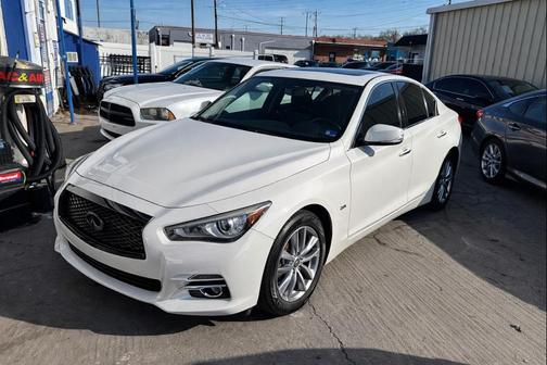 2017 INFINITI Q50 Base