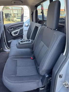 2019 Nissan Titan SV