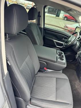 2019 Nissan Titan SV