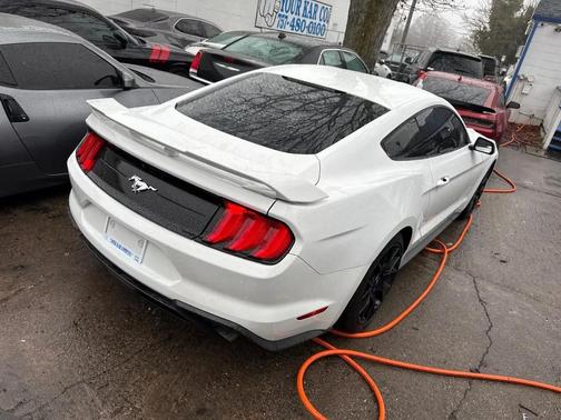 2018 Ford Mustang EcoBoost