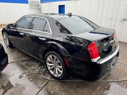 2015 Chrysler 300C Platinum