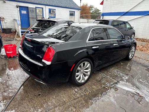 2015 Chrysler 300C Platinum