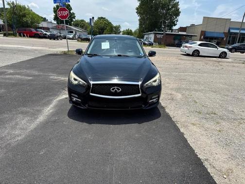 Black 2015 INFINITI Q50 Base
