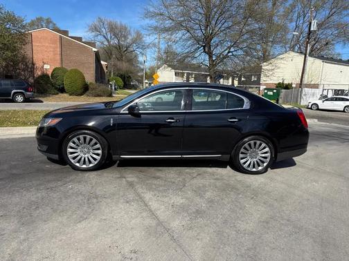 Black 2016 Lincoln MKS Base