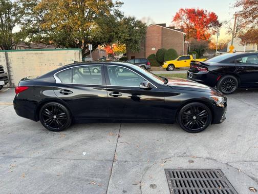 2015 INFINITI Q50 Premium