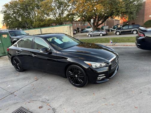 2015 INFINITI Q50 Premium