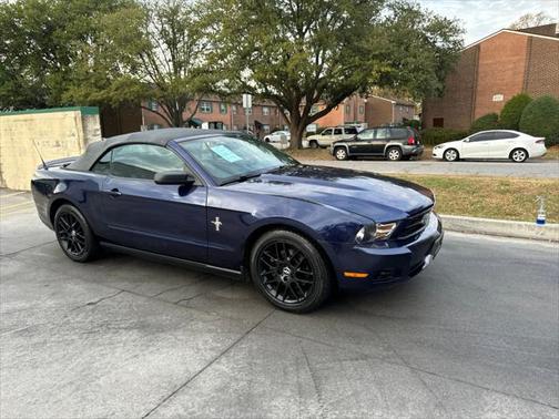 2012 Ford Mustang V6
