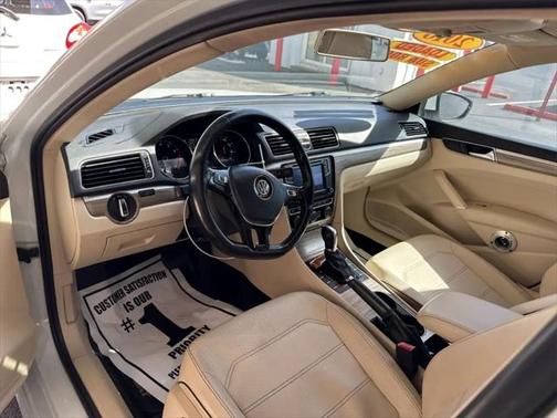 2016 Volkswagen Passat 1.8T SE