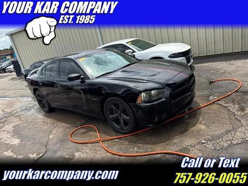 Black 2014 Dodge Charger R/T