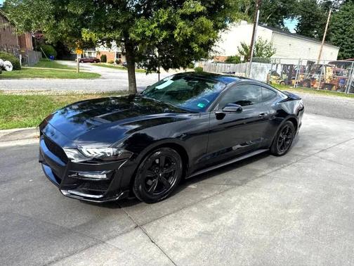 2020 Ford Mustang EcoBoost