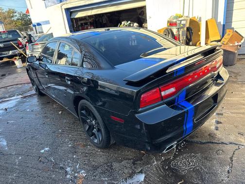 2011 Dodge Charger Base