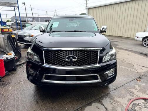2017 INFINITI QX80 Base