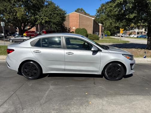 2022 Kia Rio S