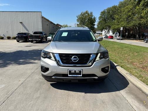 2019 Nissan Pathfinder 4x4 SV