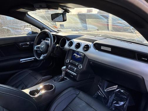 2016 Ford Mustang EcoBoost Premium