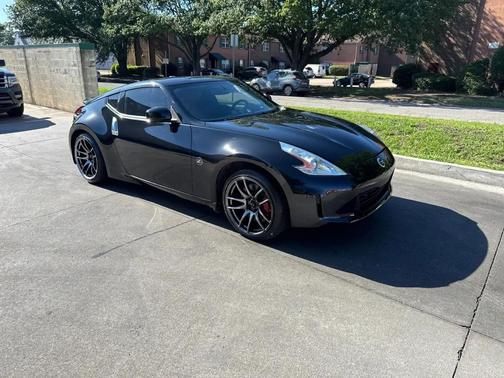 Black 2014 Nissan 370Z Touring