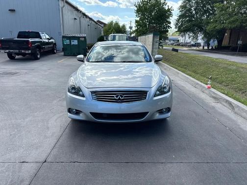 Silver 2015 INFINITI Q60 Journey