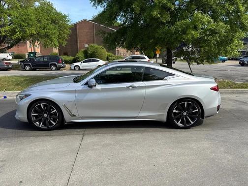 2017 INFINITI Q60 3.0T Premium