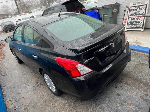 2017 Nissan Versa 1.6 SV