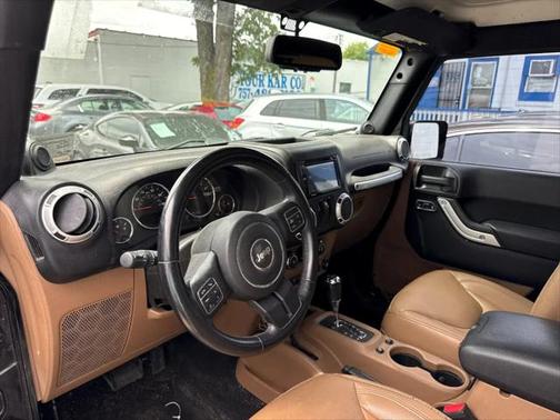 2014 Jeep Wrangler Sahara